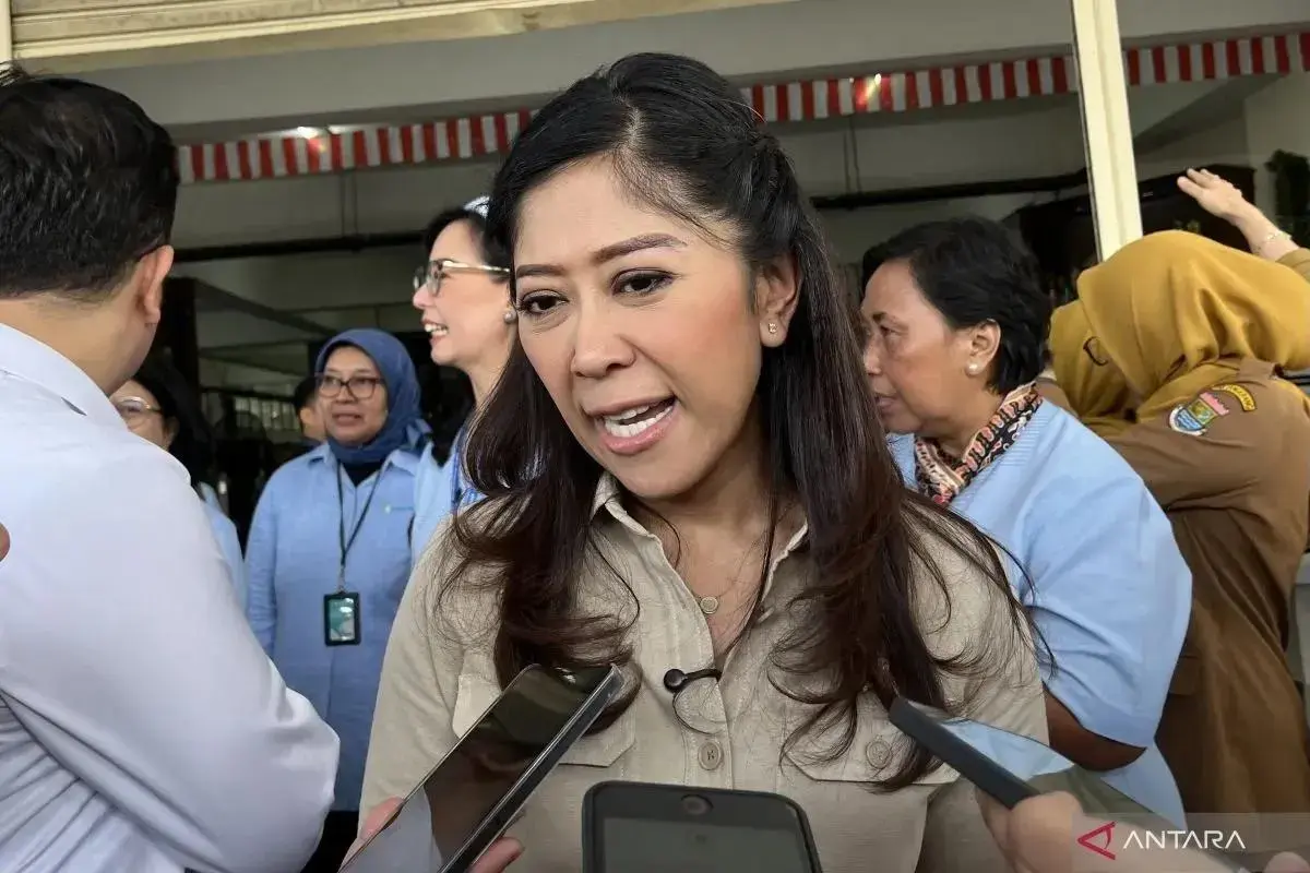 minister-meutya-highlights-the-danger-of-gadgets-to-childrens-eye-health