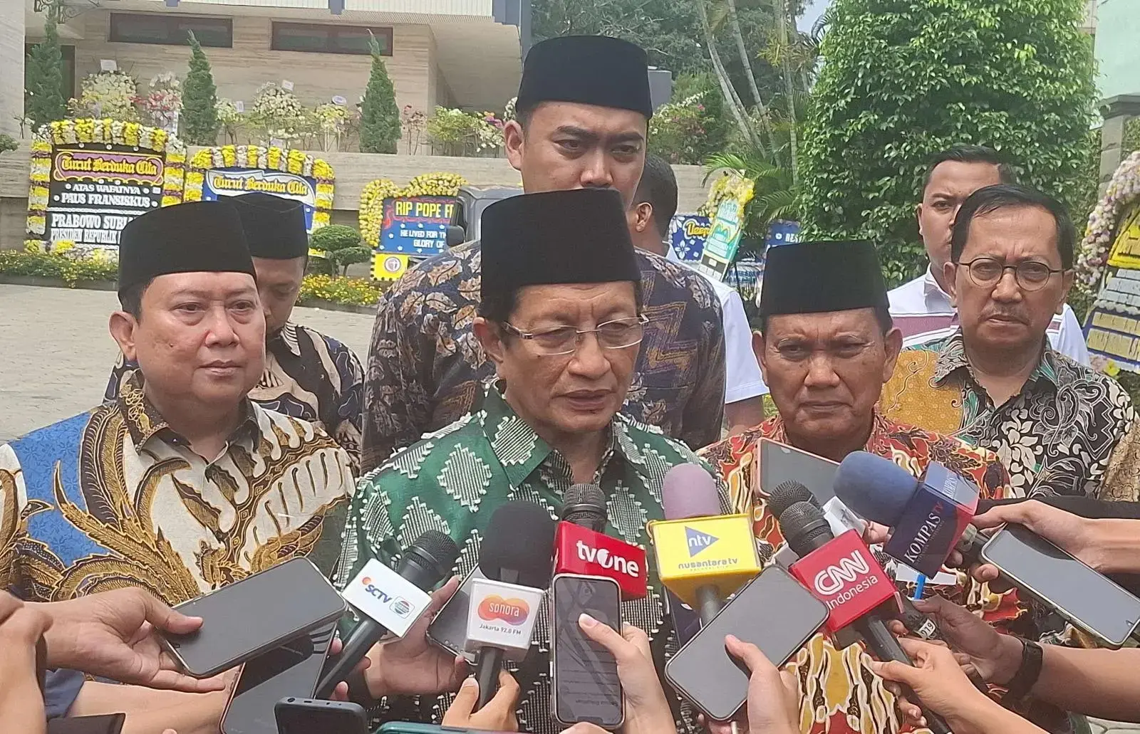 minister-nasaruddin-umar-express-his-deep-condolences-for-pope-francis-passing