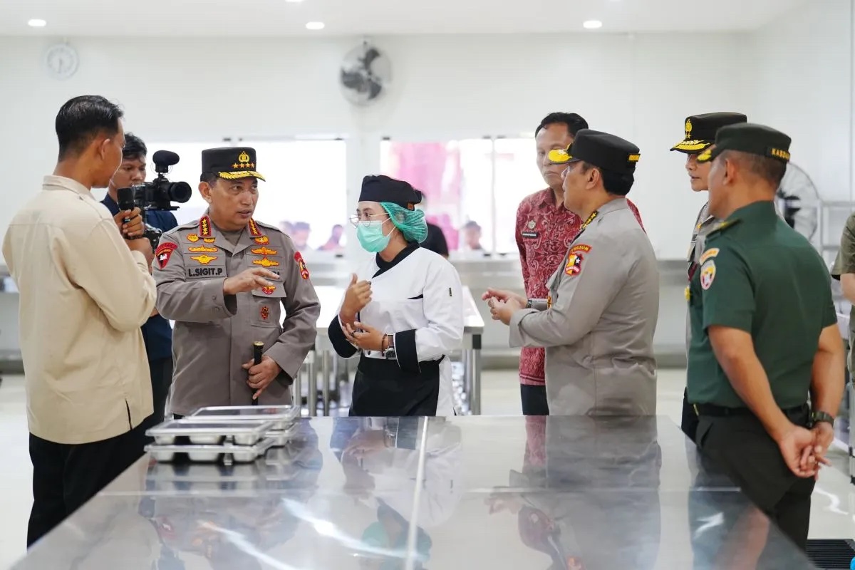 inp-chief-inspects-bali-nutrition-facility-to-support-free-nutritious-meal-program