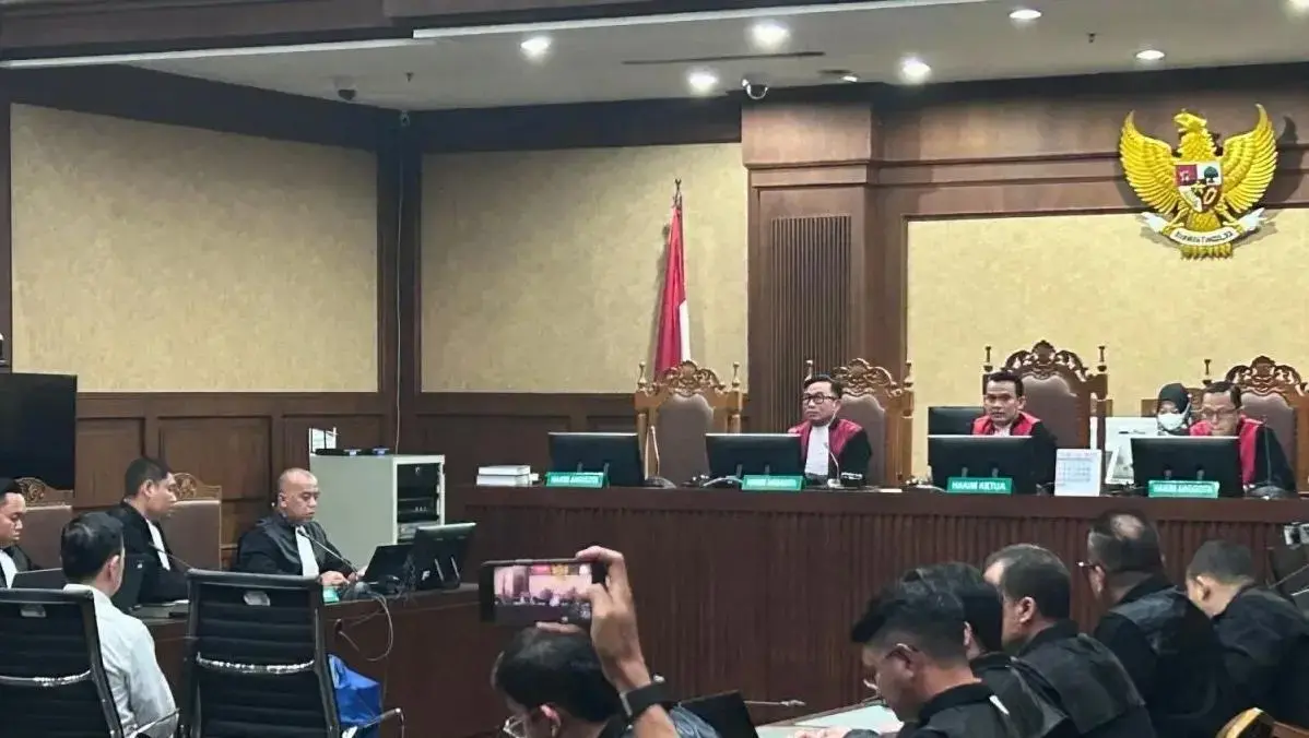 former-trade-minister-tom-lembong-sentenced-to-45-years-in-sugar-graft-case