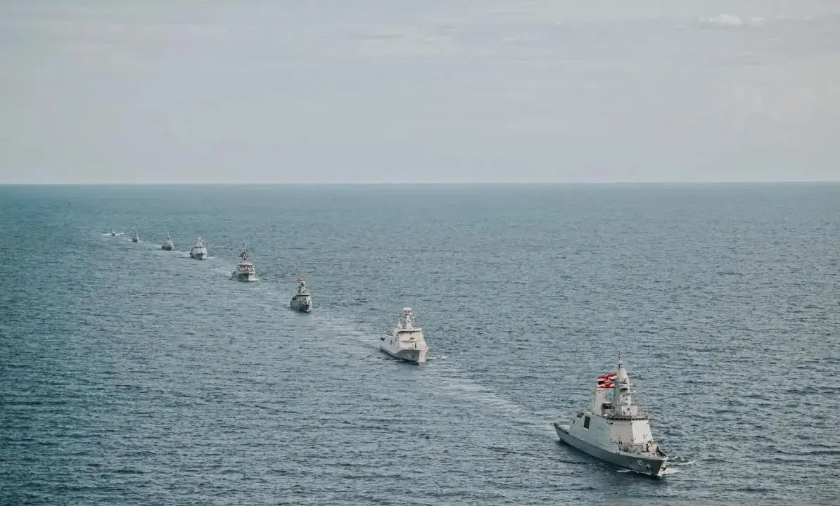 indonesian-and-thai-navies-stage-joint-warship-drills-in-gulf-of-thailand