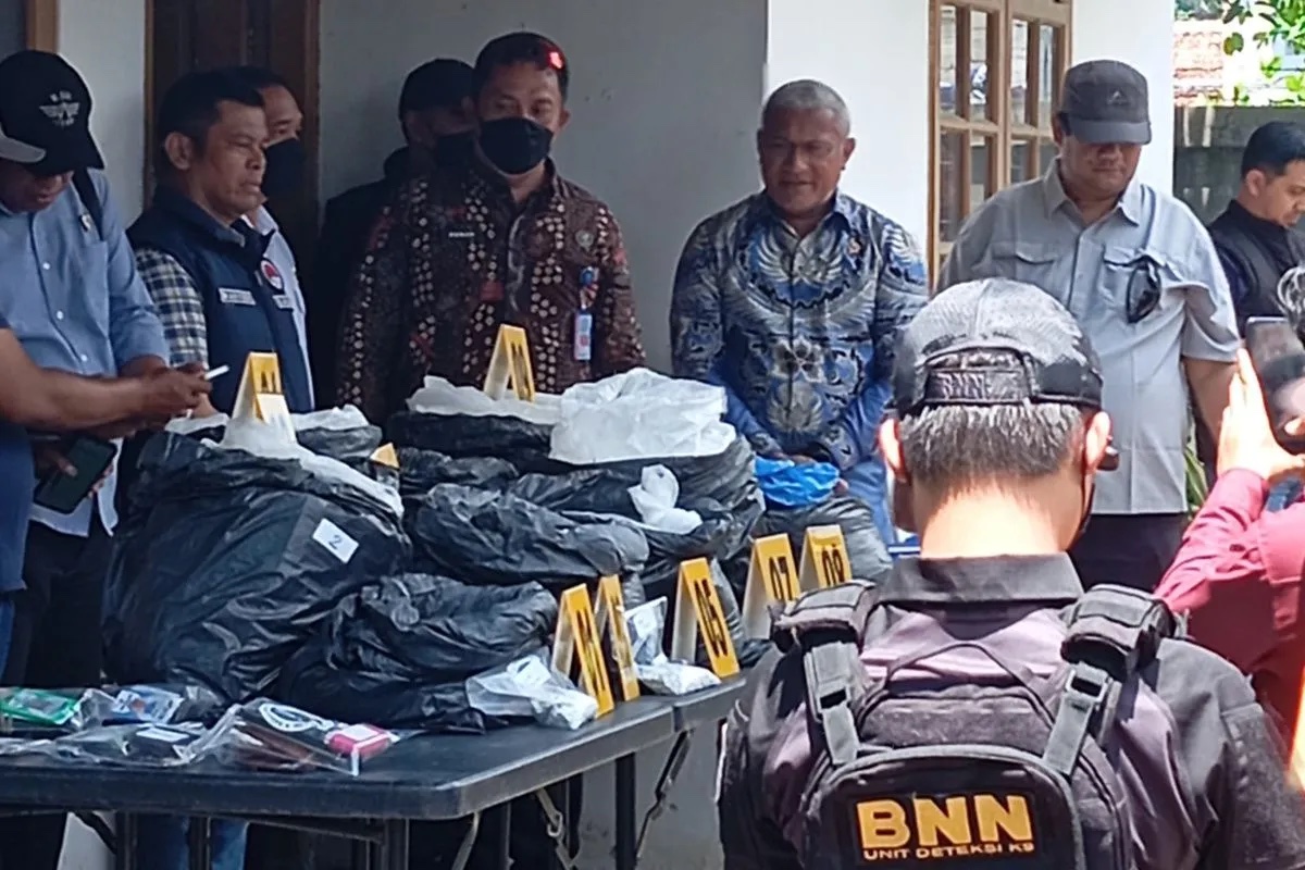 bnn-uncovers-illegal-drug-factory-in-residential-area