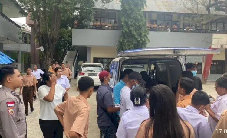 ntt-regional-police-distributes-2631-free-meals-to-mbg-program-recipients