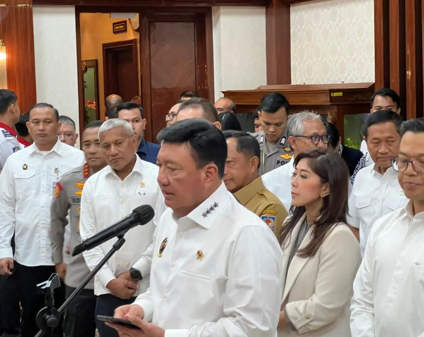 seven-desks-formed-to-accelerate-the-achievement-of-prabowo-gibran-government-target