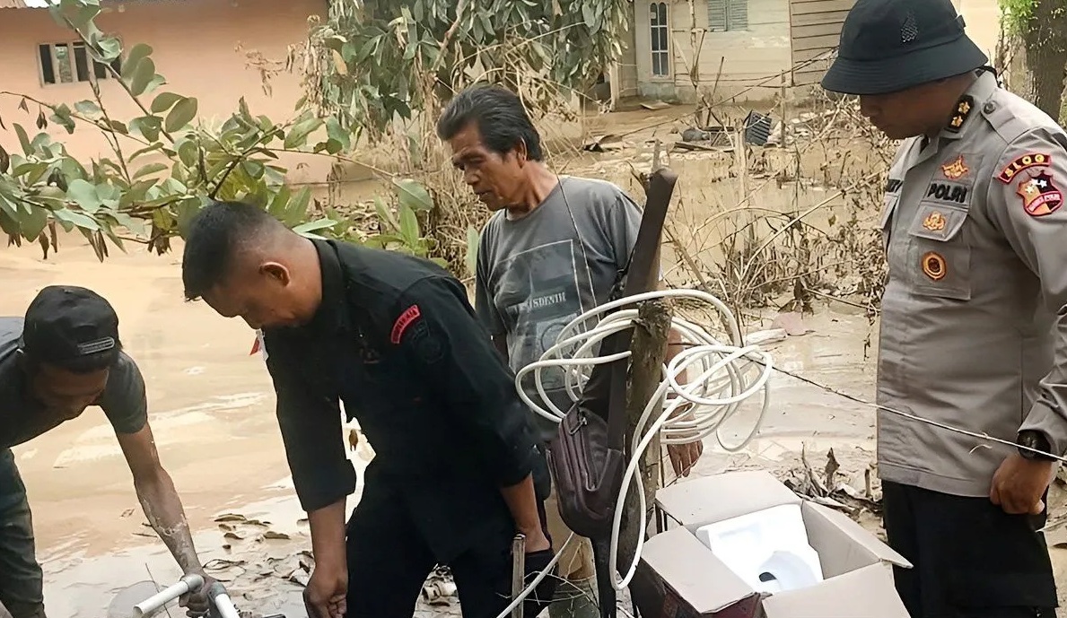 inp-builds-bore-wells-and-installs-water-tanks-in-aceh-tamiang-disaster-area