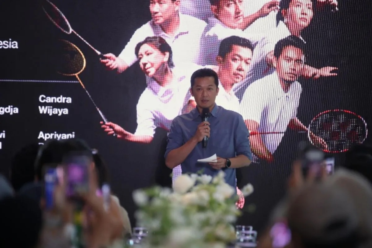 olympic-champions-memorabilia-auction-raises-rp25-billion-for-young-athletes