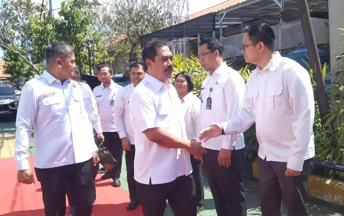 indonesia-tightens-entry-rules-for-foreigners