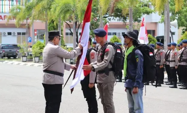 aceh-regional-police-chief-sent-off-mount-leuser-expedition-team-to-celebrate-the-79th-bhayangkara-day