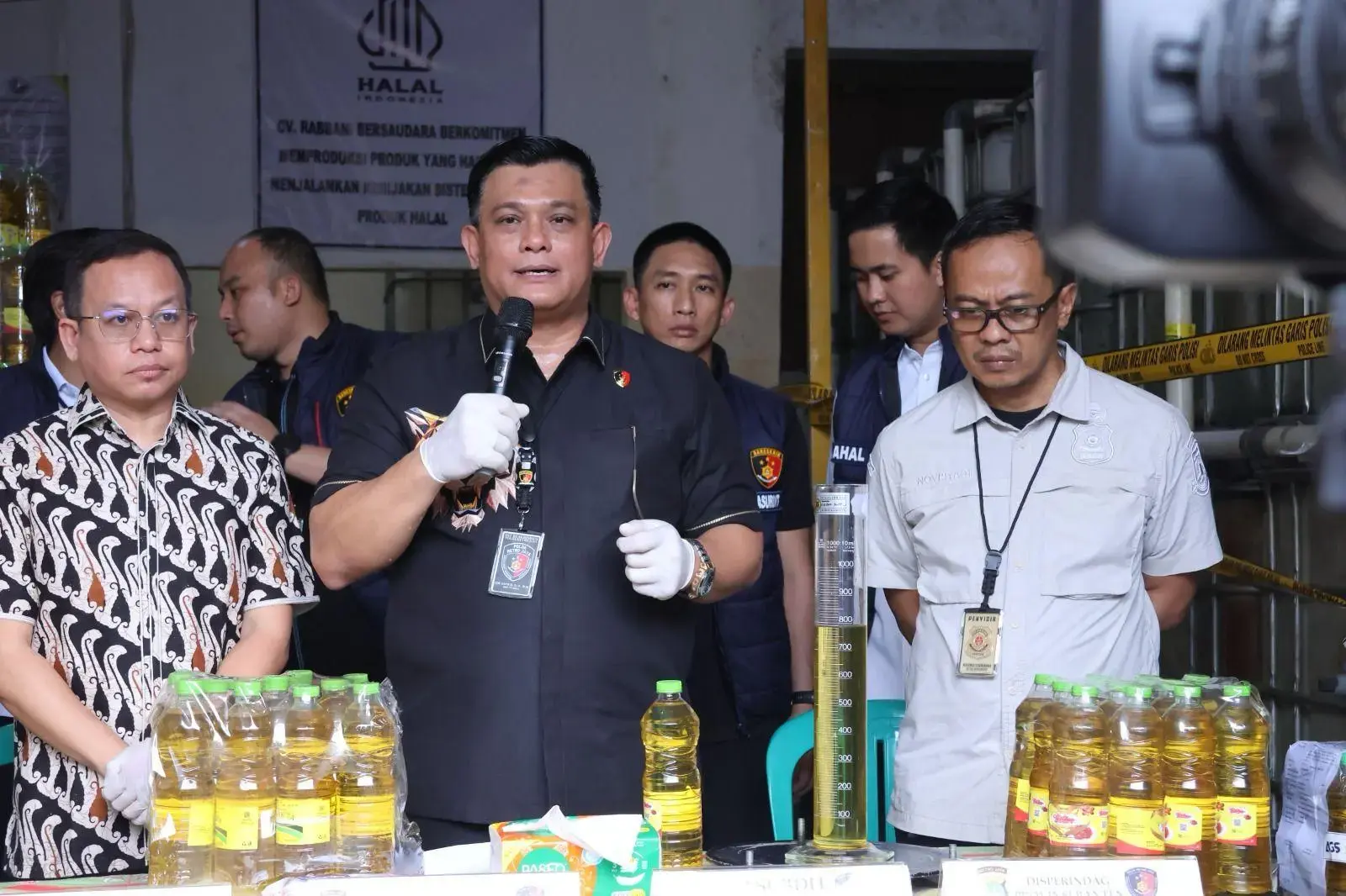 metro-jaya-regional-police-arrest-minyakita-adulteration-practitioner-in-tangerang