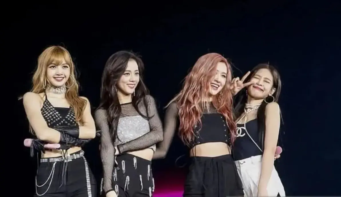 metro-jaya-police-deploys-1500-police-for-blackpinks-massive-two-night-concert-at-gbk