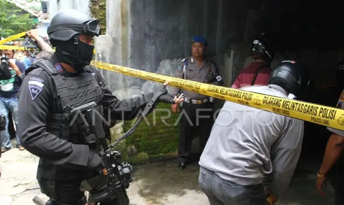 two-suspected-terrorists-arrested-in-west-java-and-central-sulawesi