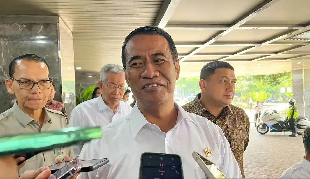 agriculture-minister-amran-sulaiman-appointed-as-new-bapanas-chief