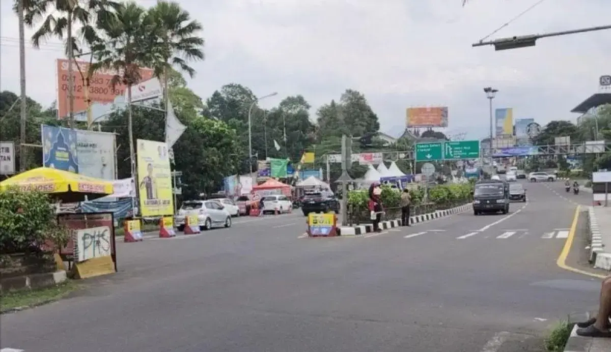 slight-congestions-in-bogor-due-to-governments-crackdown-on-illegal-buildings-police-report
