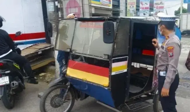 medan-citizens-implored-to-obey-the-traffic-law-ahead-of-christmas-celebrations