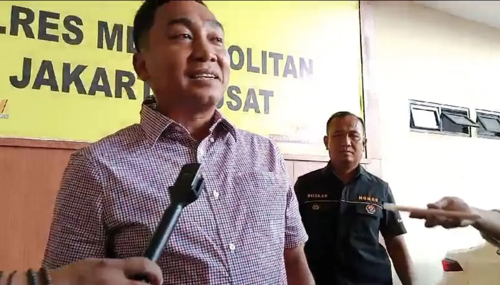 Police Confiscate Brandoville Documents for Employment Abuse Investigation