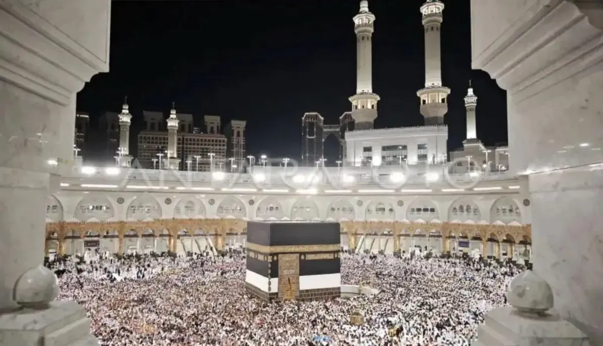 indonesian-pilgrims-urged-to-stay-in-hotels-8-9-june-as-grand-mosque-overcrowded