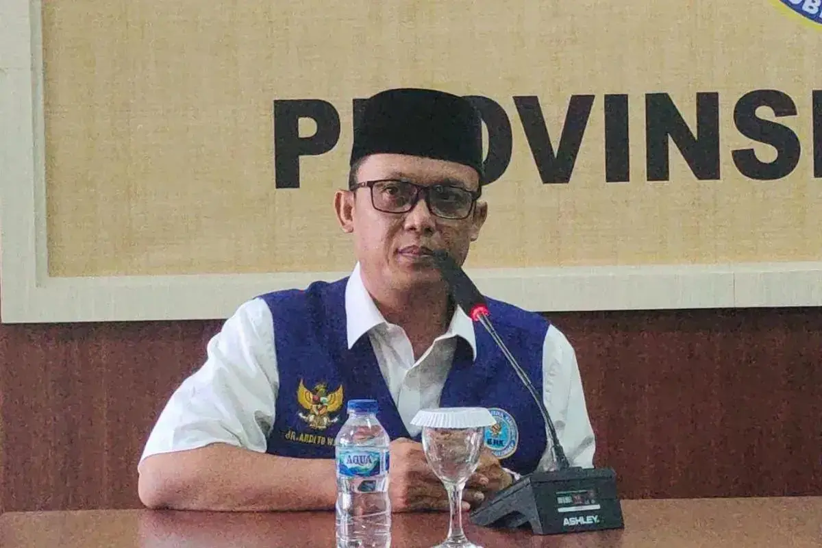 kpk-arrests-central-lampung-regent-ardito-wijaya