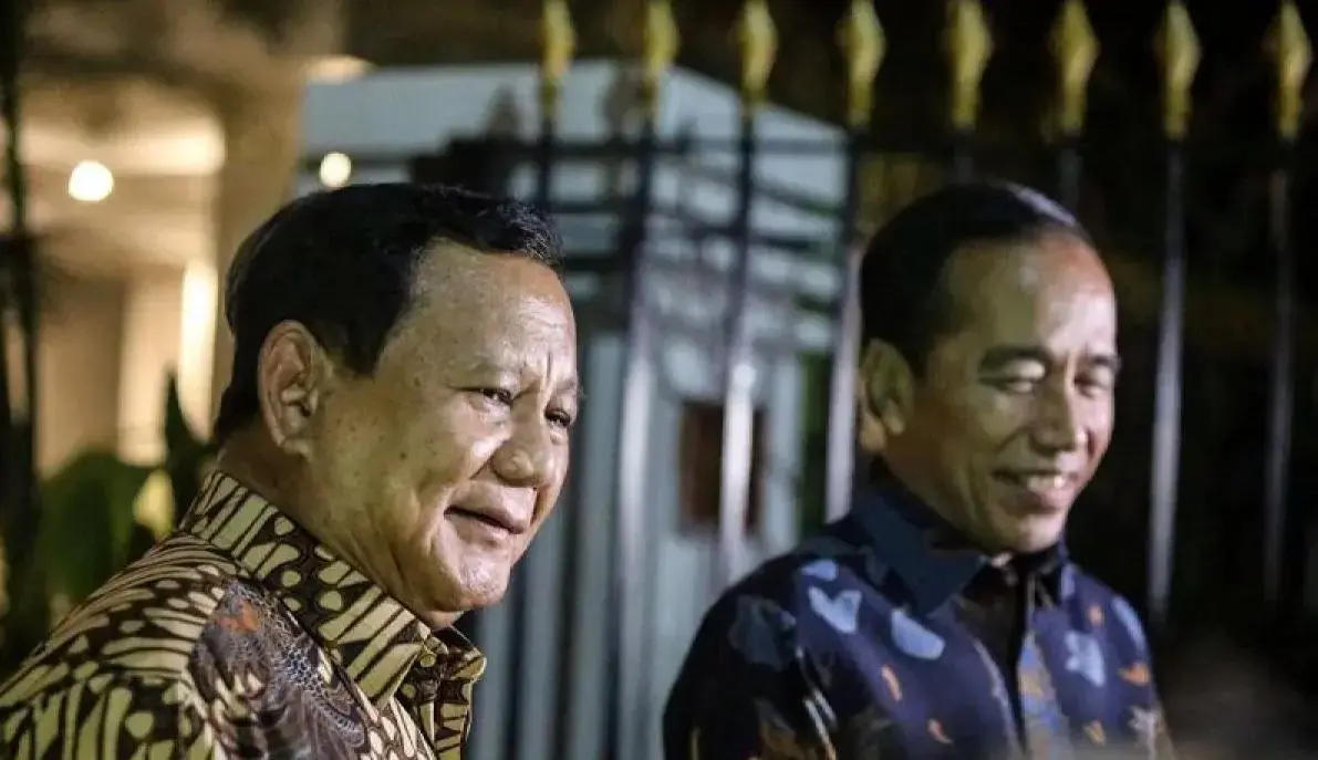 former-president-jokowi-meets-president-prabowo-in-kertanegara-defense-minister