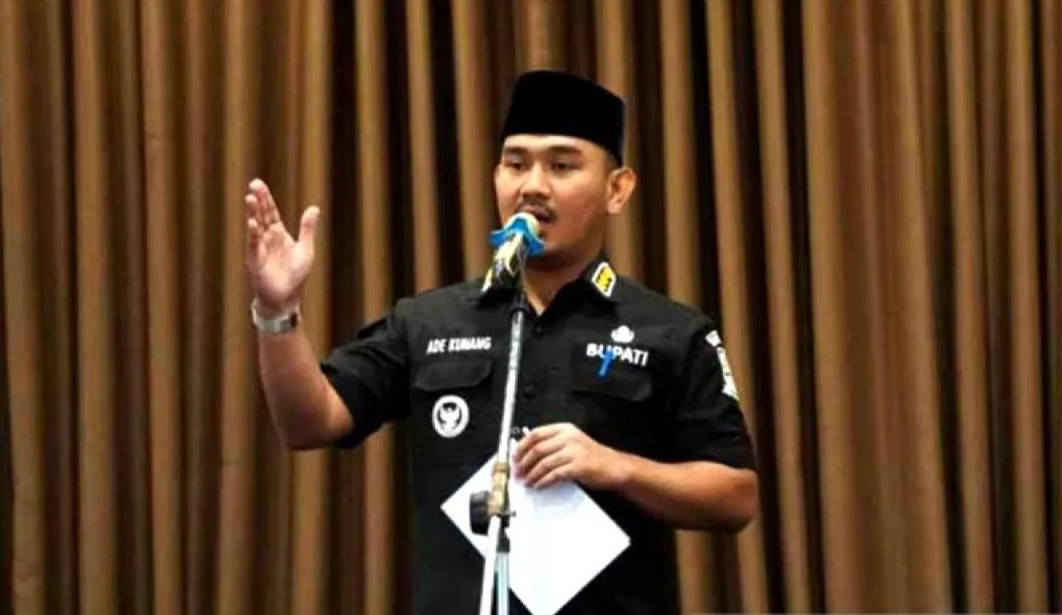 kpk-arrests-bekasi-regent-and-prosecutors-in-separate-sting-operations