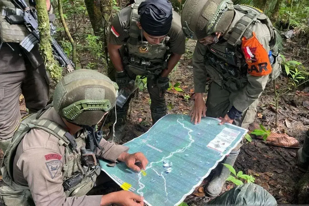 moskona-task-force-searches-red-zone-in-bintuni-for-missing-police-officer