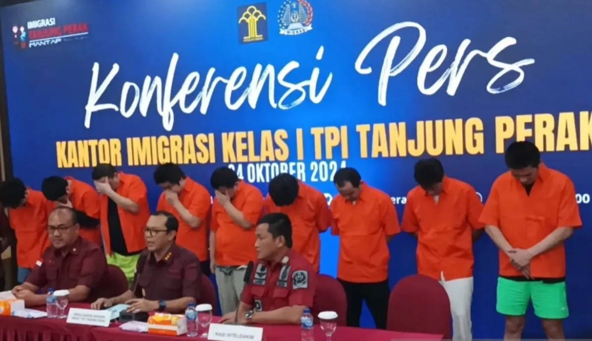 perak-immigration-deports-chinese-online-fraudsters