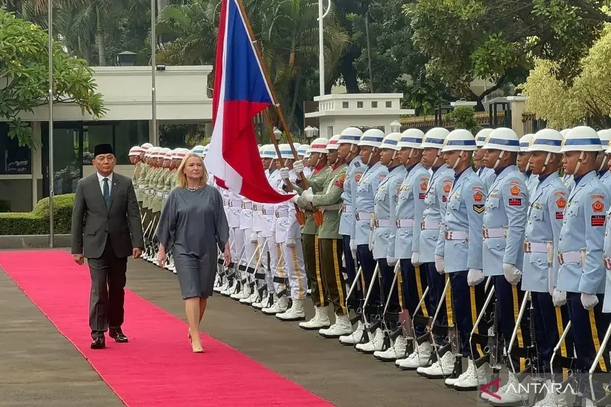 indonesia-czech-rep-to-strengthen-the-cooperation-in-defense-sector