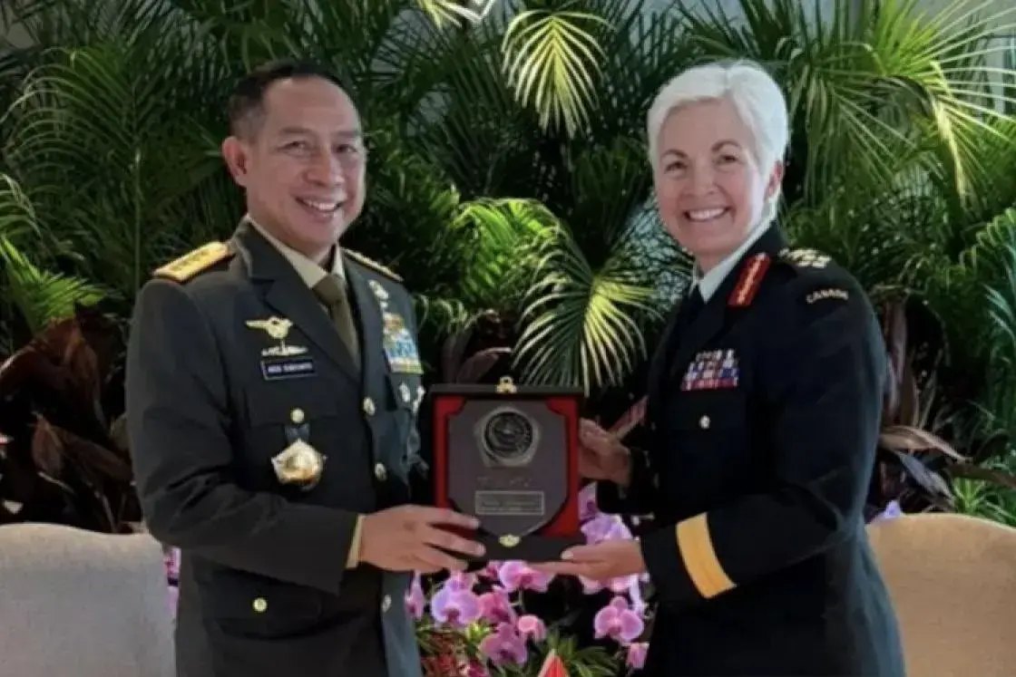 tni-commander-attends-shangri-la-dialogue-in-singapore