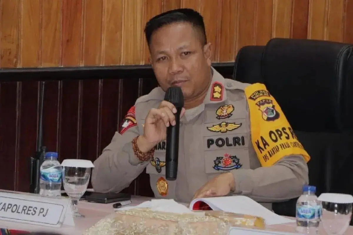 former-mulia-police-chief-fatally-shot-by-armed-criminal-group-in-papua