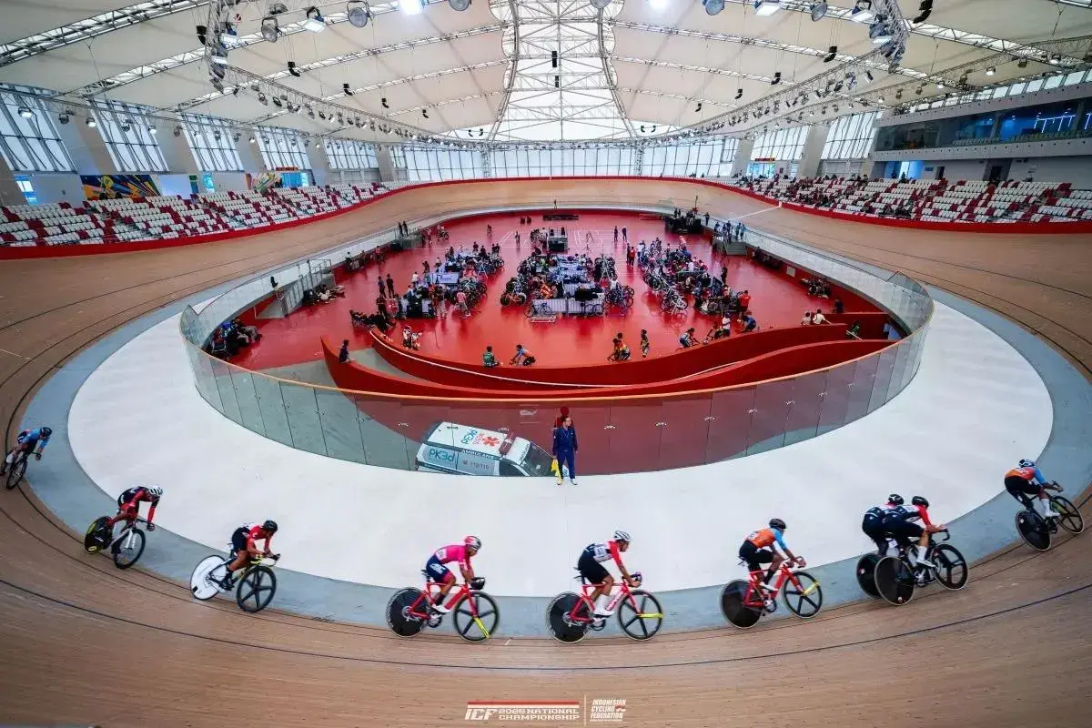 jakarta-hosts-the-2025-national-track-cycling-championship