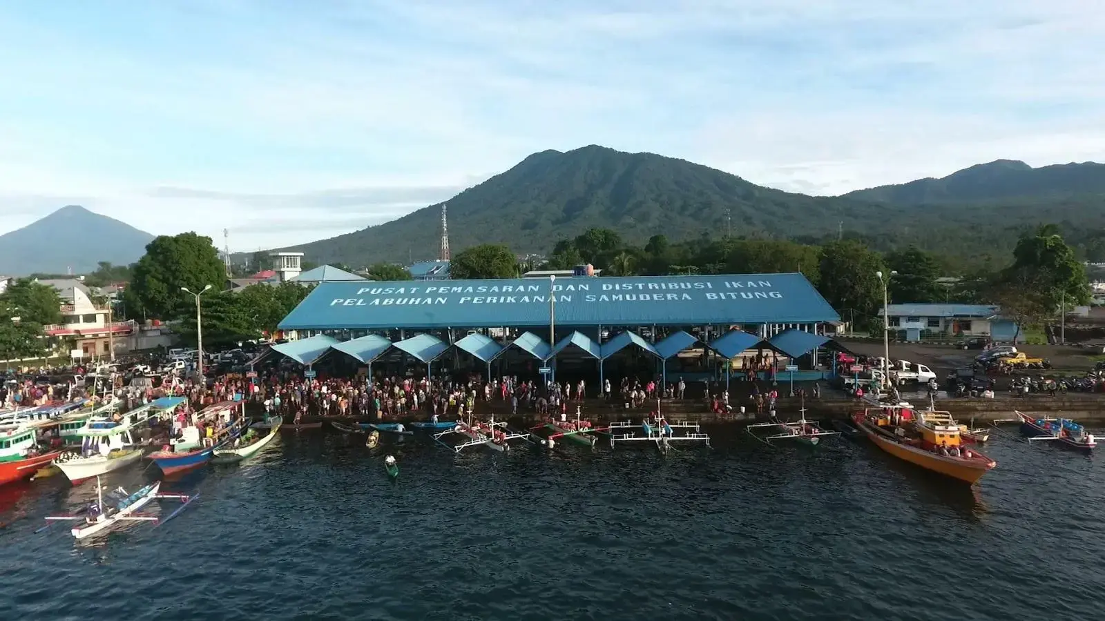 north-sulawesi-regional-police-inspects-ports-and-public-mall-ahead-of-christmas-and-new-year