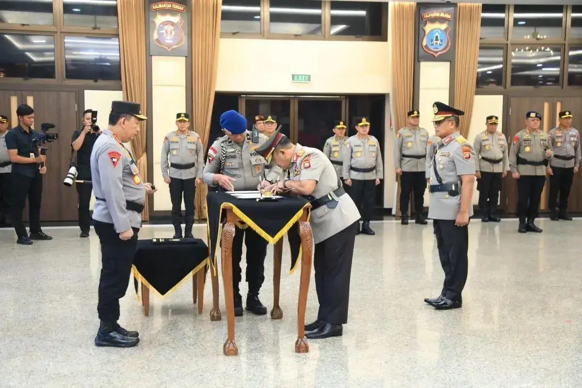 inp-promotes-49-senior-officers