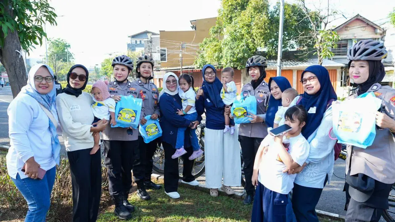 police-engaged-with-public-through-mojang-lodaya-patrol-during-car-free-day