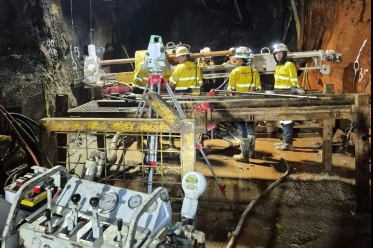 two-freeport-miners-bodies-recovered-five-workers-still-missing