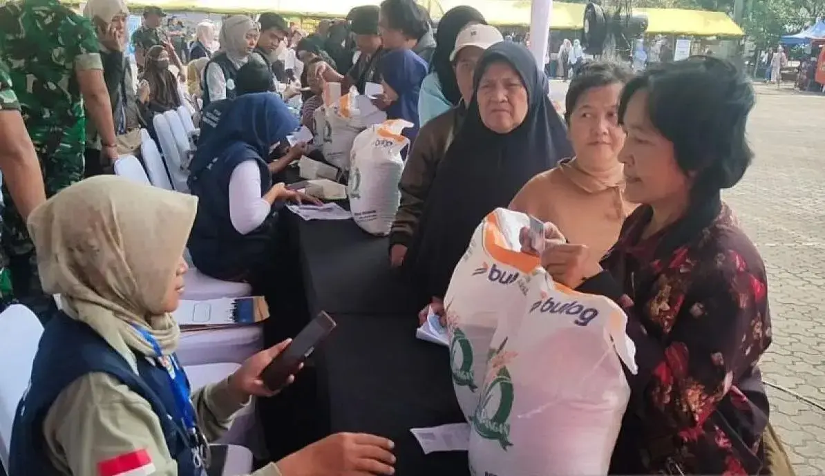 govt-distributes-365500-tons-of-rice-aid-to-1827-million-beneficiaries-nationwide