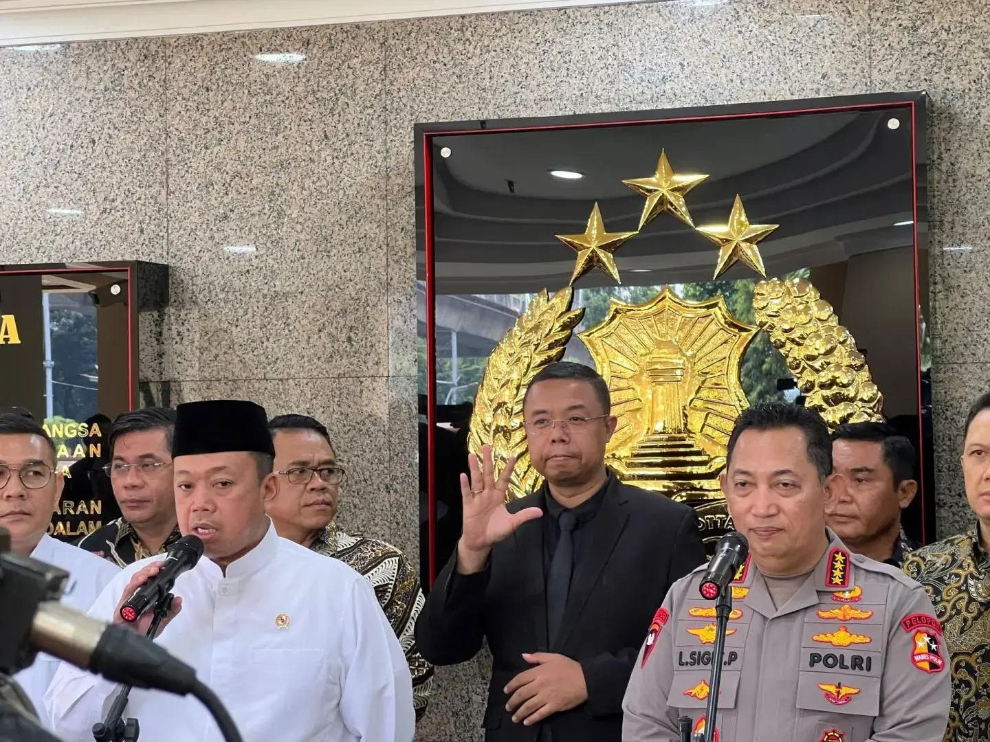 agrarian-affairs-and-spatial-planning-inp-to-work-together-in-hunting-down-land-mafias