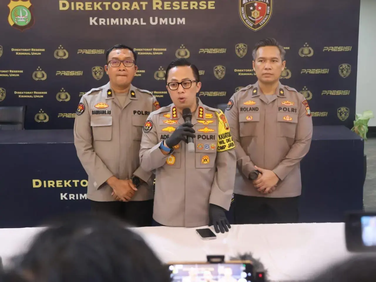 metro-jaya-regional-police-uncovered-online-gambling-sites-via-facebook