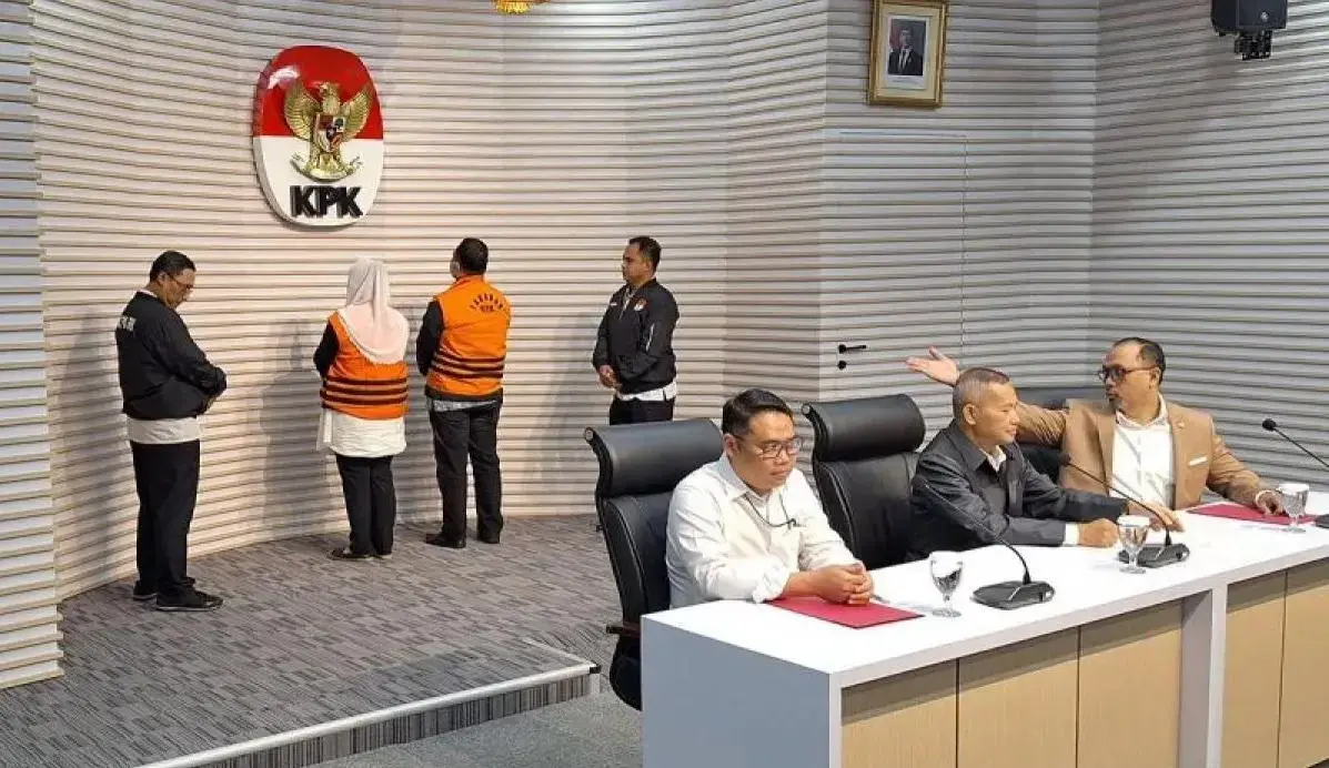 kpk-detains-semarang-mayor-hevearita-over-corruption-case