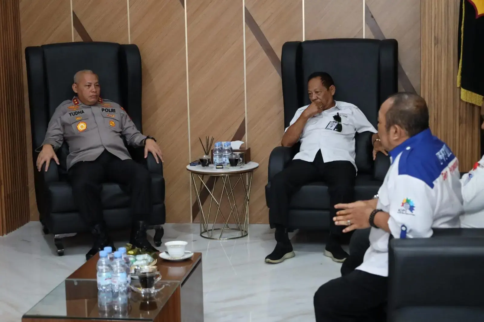 south-kalimantan-regional-police-welcomes-the-visit-of-workers-unit-for-protection-and-cooperation