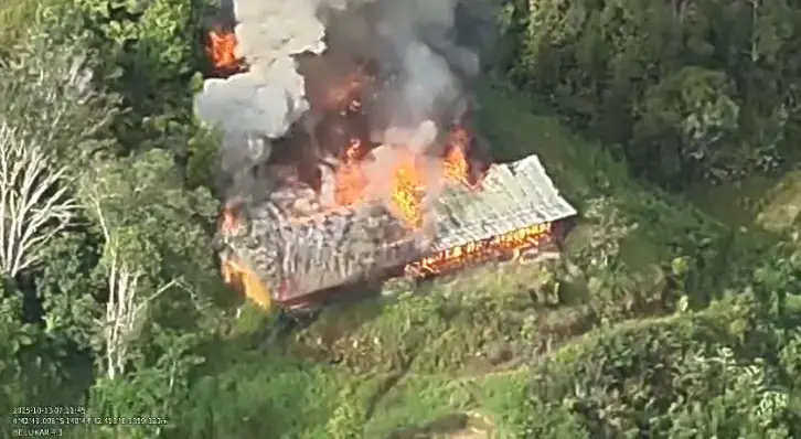 armed-criminal-group-burned-down-junior-high-school-security-personnel-pushed-back-the-arsons