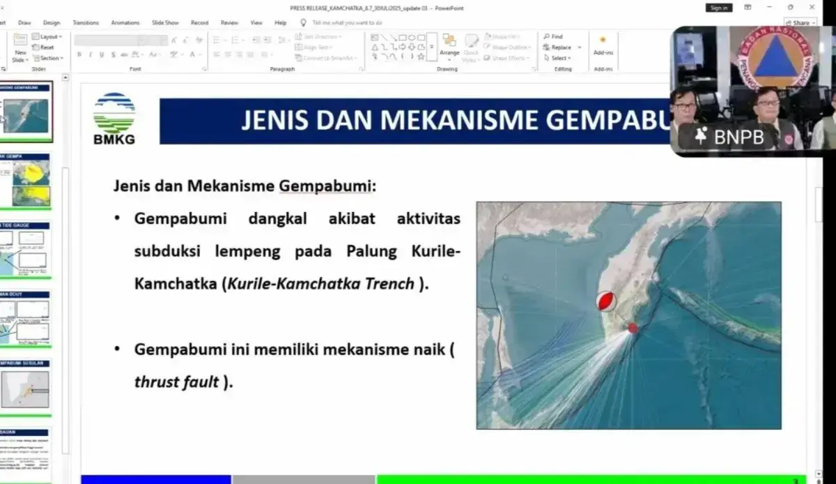 people-to-stay-away-for-5-km-from-coastal-areas-following-earthquake-in-russia