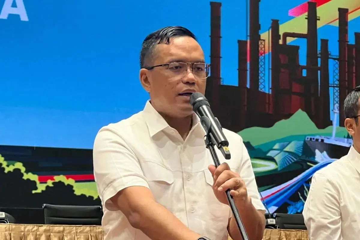 pertamina-ceo-apologizes-over-public-concerns-of-fuel-blending