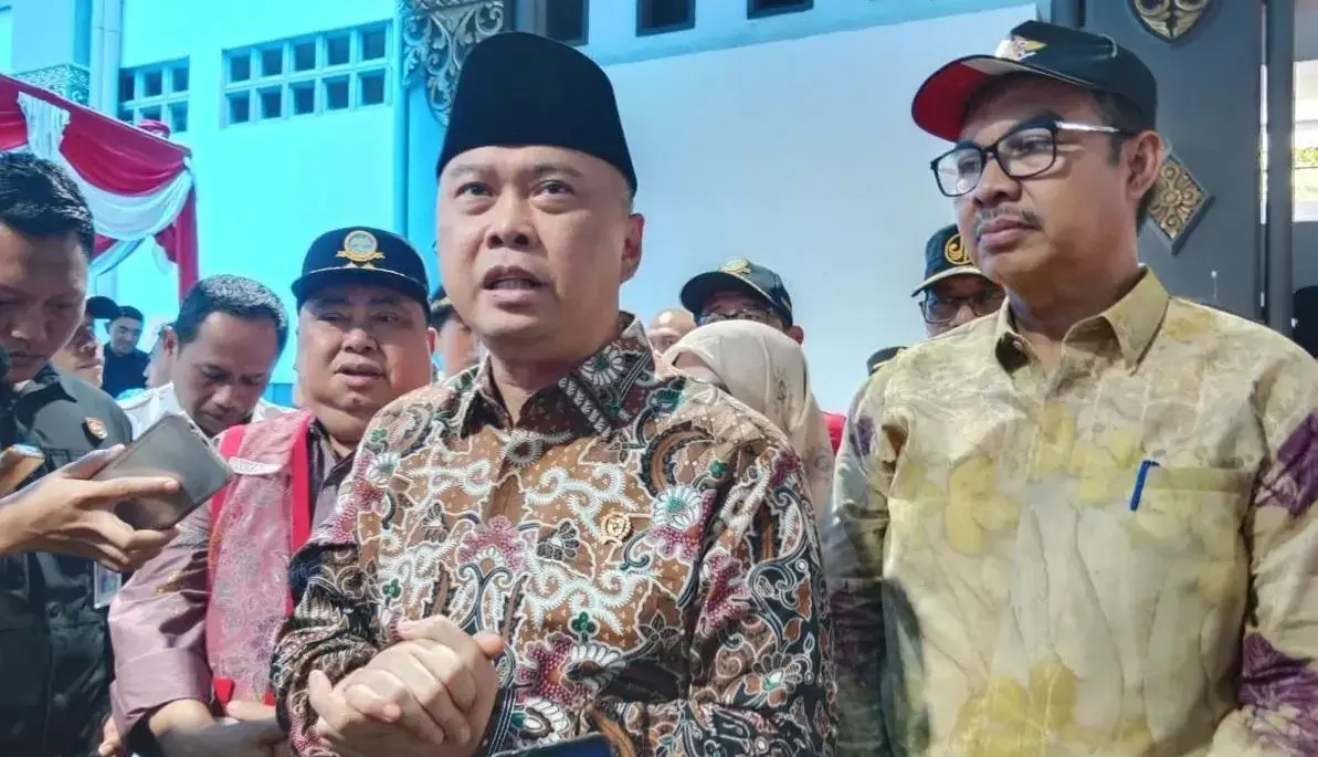 extended-wfa-for-civil-servants-to-ease-post-eid-return-traffic-transportation-minister