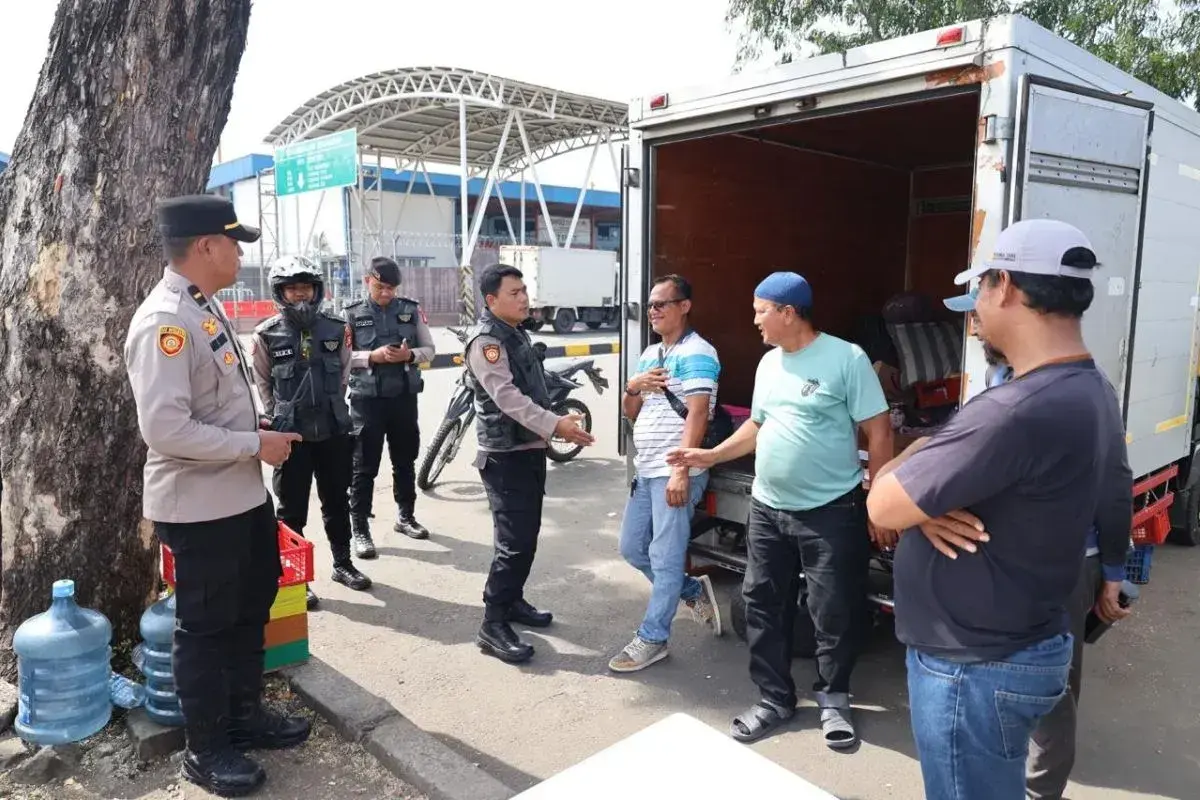 police-intensify-security-at-soekarno-hatta-international-airport-in-combating-thuggery