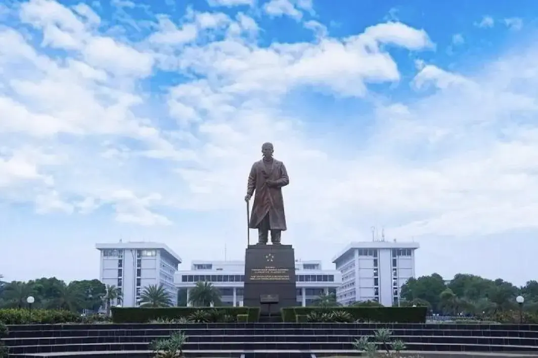 tni-commander-reshuffles-101-senior-officers-including-bssn-and-basarnas-chiefs