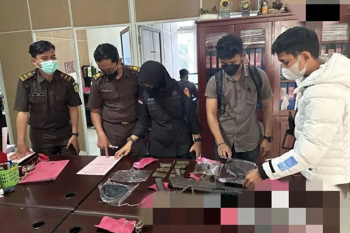 damai-cartenz-task-force-transfers-armed-group-member-aske-mabel-to-wamena-prosecutors