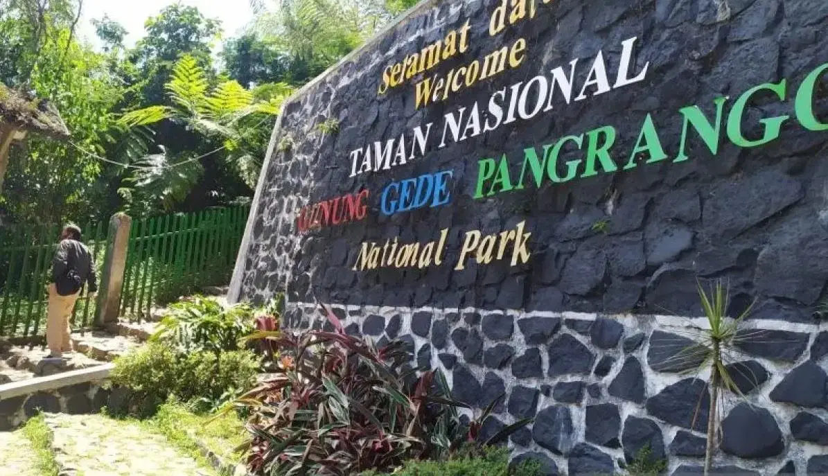 gede-pangrango-national-park-closed-until-1-april-due-to-volcanic-activity