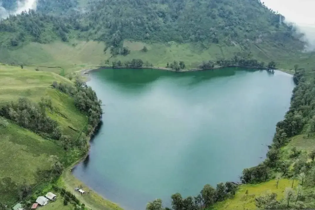 tnbts-closes-mount-semeru-hiking-trails-temporarily