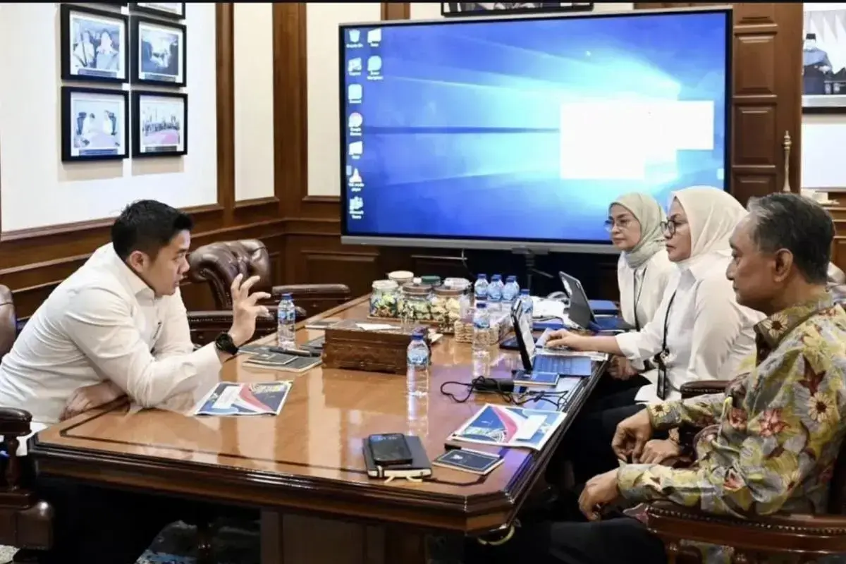 govt-races-to-repair-public-facilities-damaged-in-violent-protests