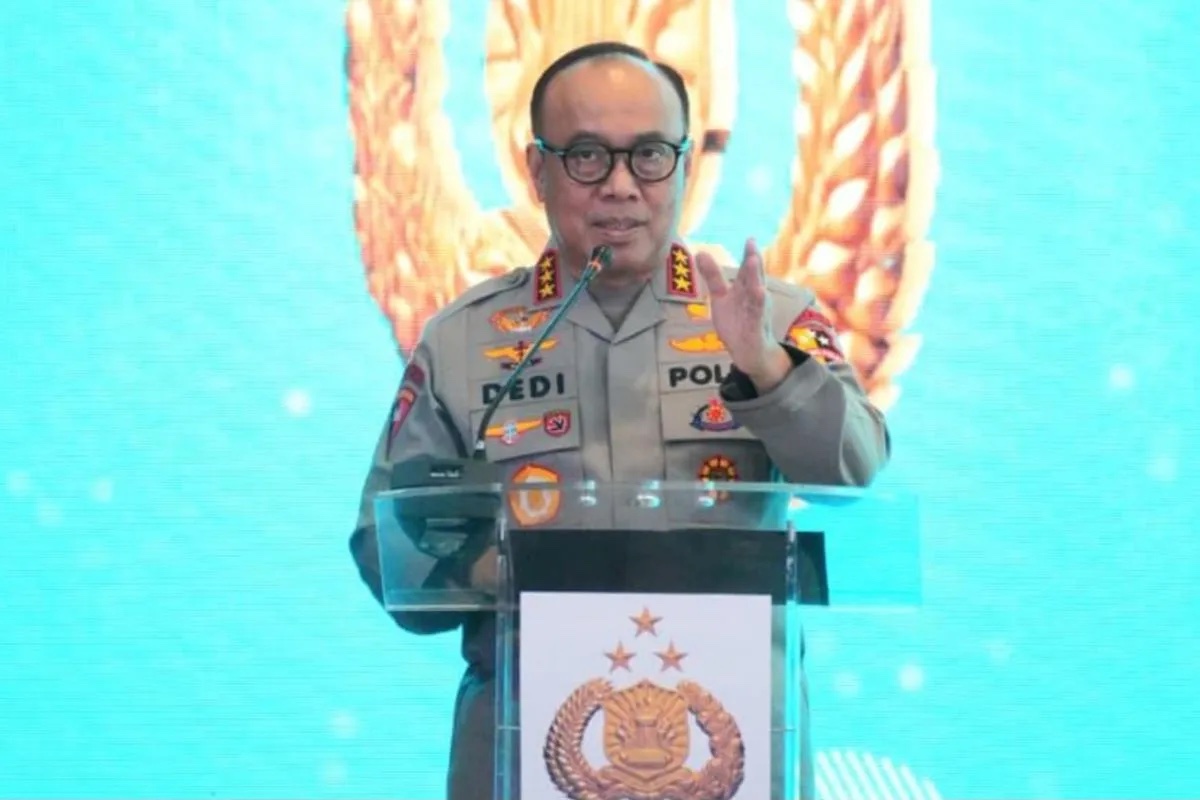 inp-deputy-chief-honored-with-public-leadership-award-from-brawijaya-university