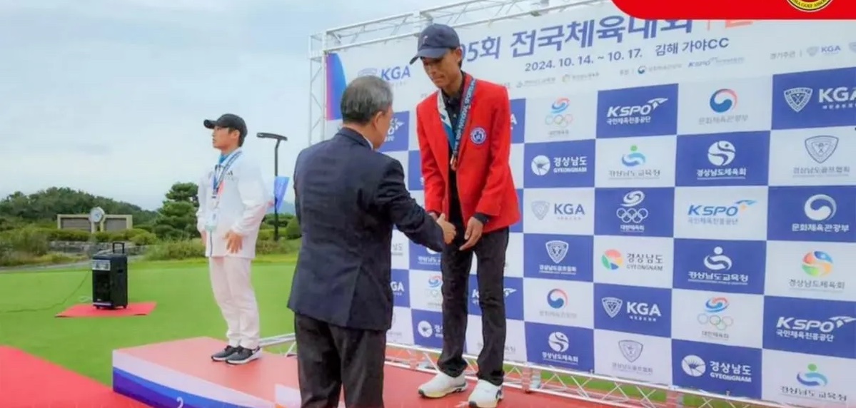 golfer-randy-arbenata-wins-golf-tournament-in-south-korea